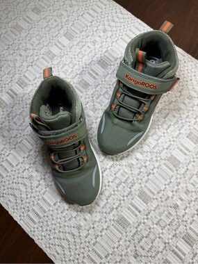 kangaROOS Olive Green and Orange Kids High-Top Sneakers